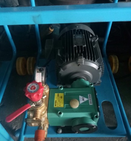 MÁY RỬA XE NHẬT ÁP CAO