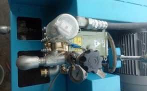 MÁY RỬA XE NHẬT ÁP CAO 9
